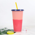 Tasse à changement de couleur personnalisée tasse en plastique skinny en plastique réutilisable avec paille
